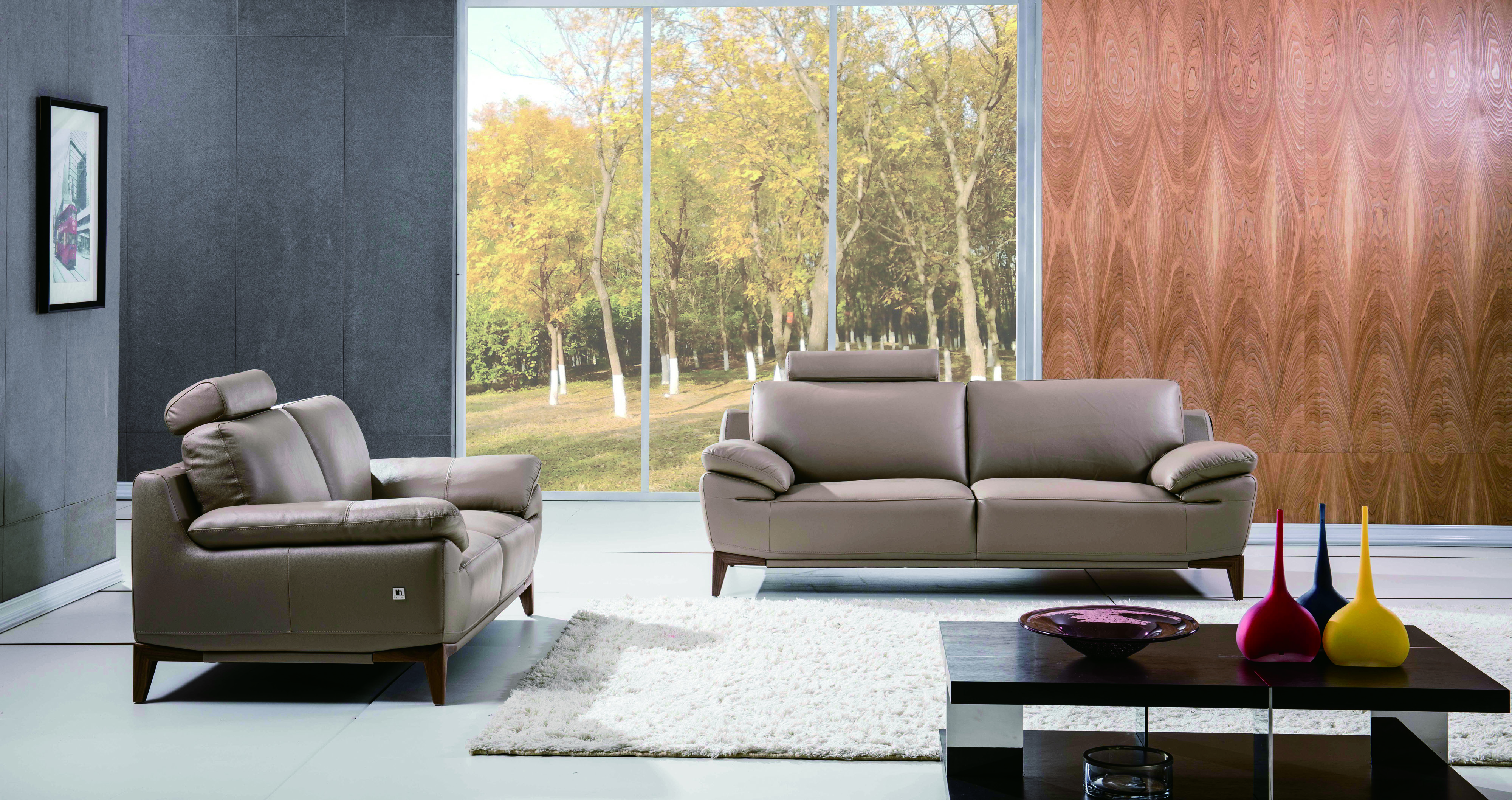 living room ideas distresses leather sofa