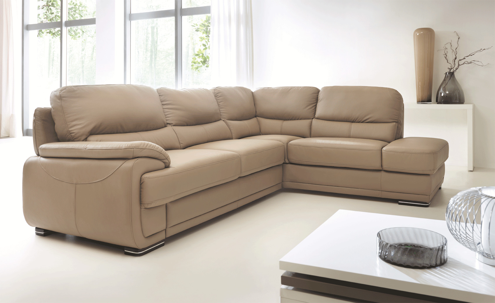 leather sofa with pull out bed